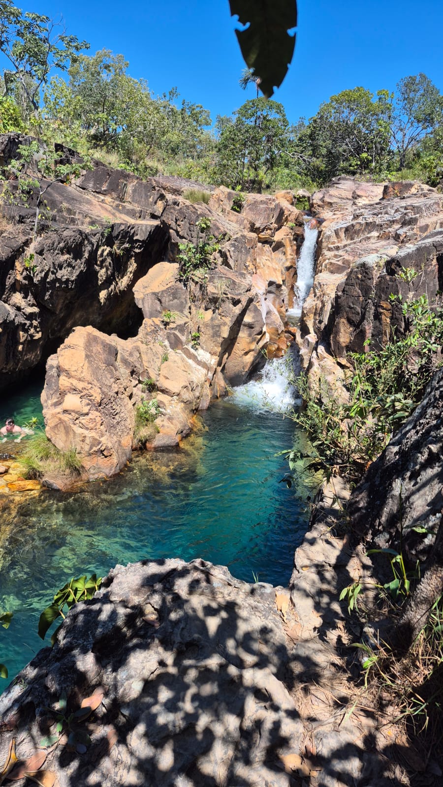 Cascata com piscina natural na Canjica